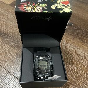 NWT Ed Hardy skull watch black and silver